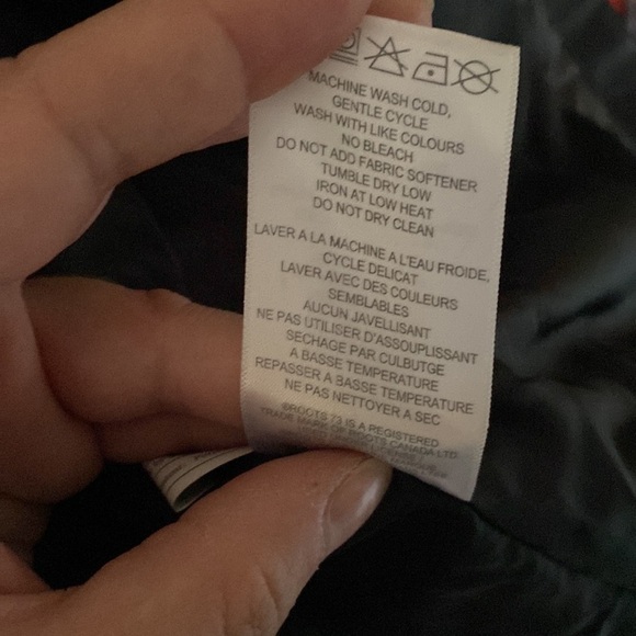 SOLD Women's Northlake Roots 73  Insulated Jacket with Removable Hood - Picture 10 of 11